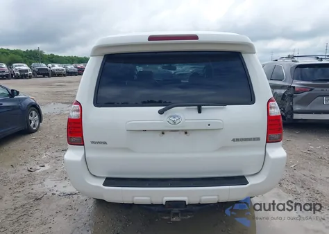 2007 Toyota 4Runner Limited V8 z USA, uszkodzony, nr VIN JTEBT17R070066435